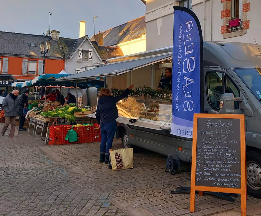 Fichier : le-studio-pilates-lorient-marché.jpg.